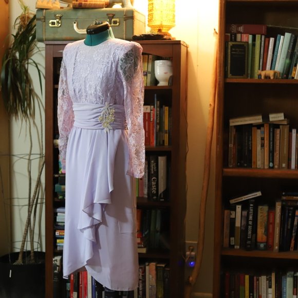 Vintage | purple lace dress - Picture 1 of 16